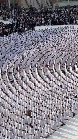 Sholat berjamaah di depan kabah 🕋 Masjid al-Haram #makkah #kabah 🥰🥰