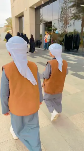 #مالي_خلق_احط_هاشتاقات #ماشاء_الله #يخليكم #لي #يارب 