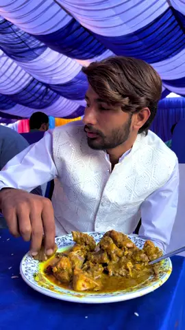 Bhai pasy tu dy k hi jay ga😂😂😂#foryou #foryoupage #grow #account #viral #funnyvideo #shadi 