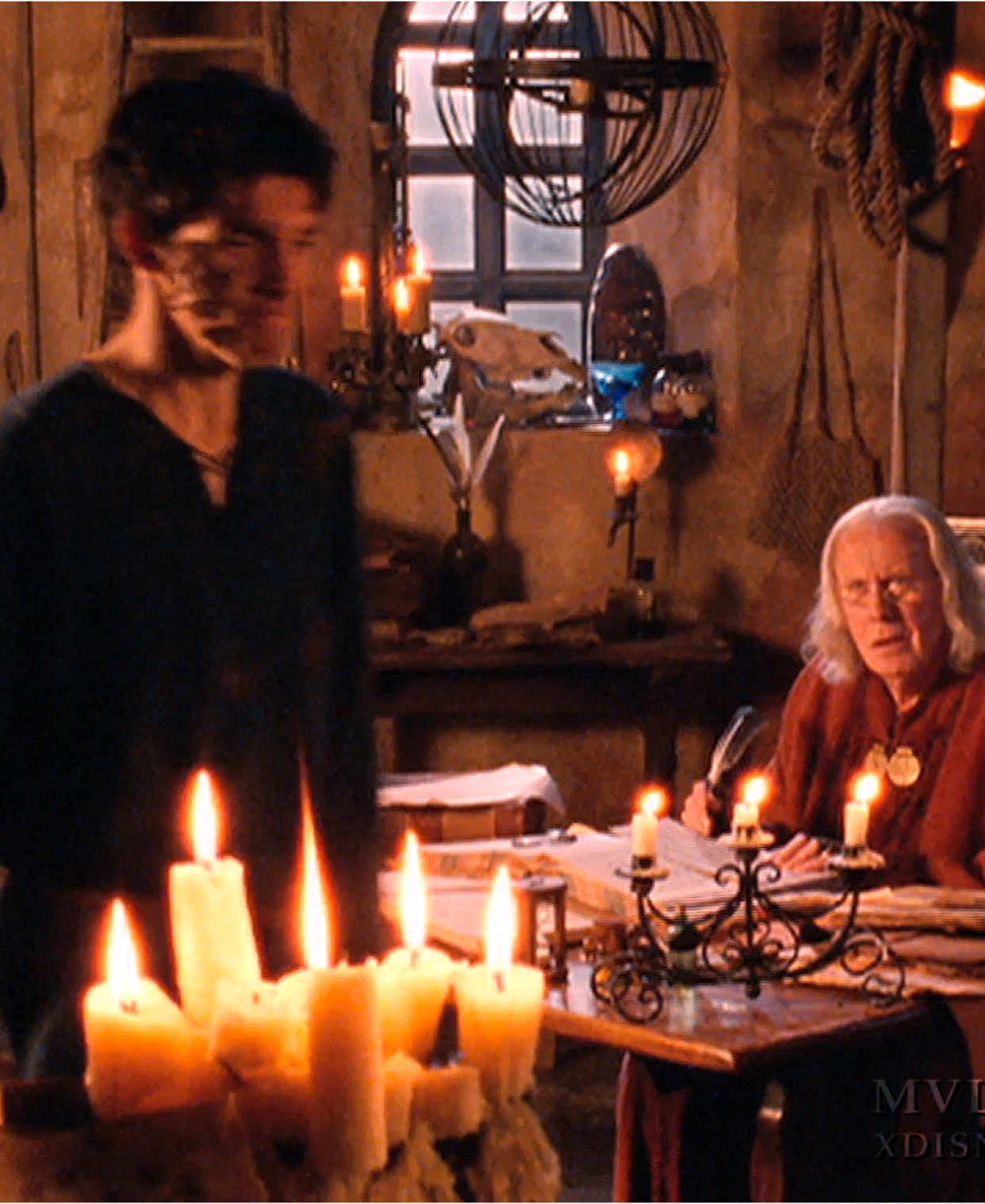 extremely late but, blessing her incredible kindness and patience, @amariram, my friend, this is for you (finally your bday gift is done)🫶 idk what future reserves for us but i hope to have you around for many years, always fangirling together and with our connected minds💖love you so much💗 #merlin #merlinemrys #arthurpendragon #merthur #merthuredit #merlinandarthur #chasingcars #merlintok 