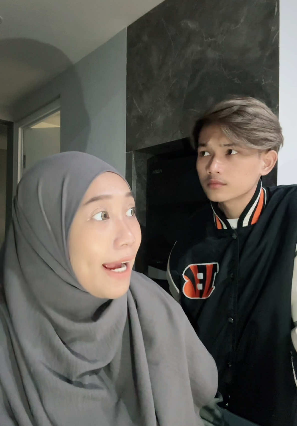 Dari kecik uda tipis banget