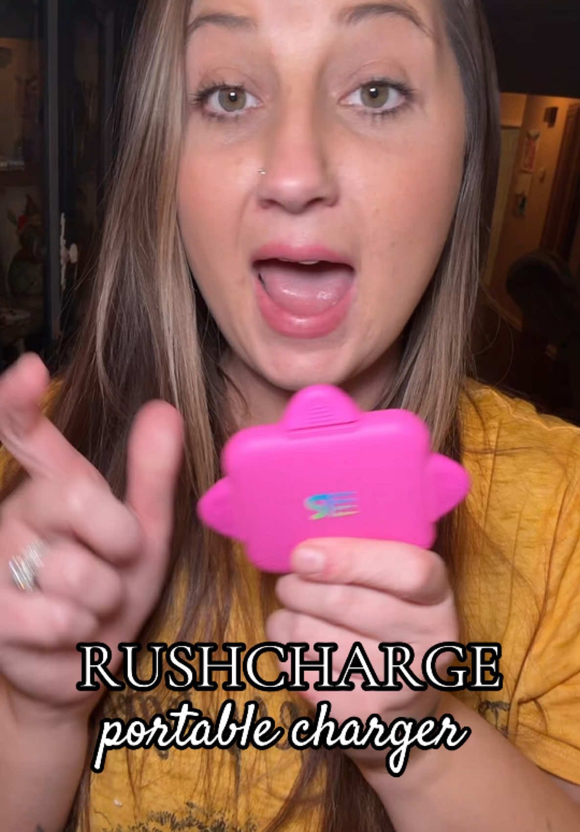 This is seriously the best portable charger out there!! With soooo many options! Grab it now!! #holidayhaul #portablecharger @Rush Charge 