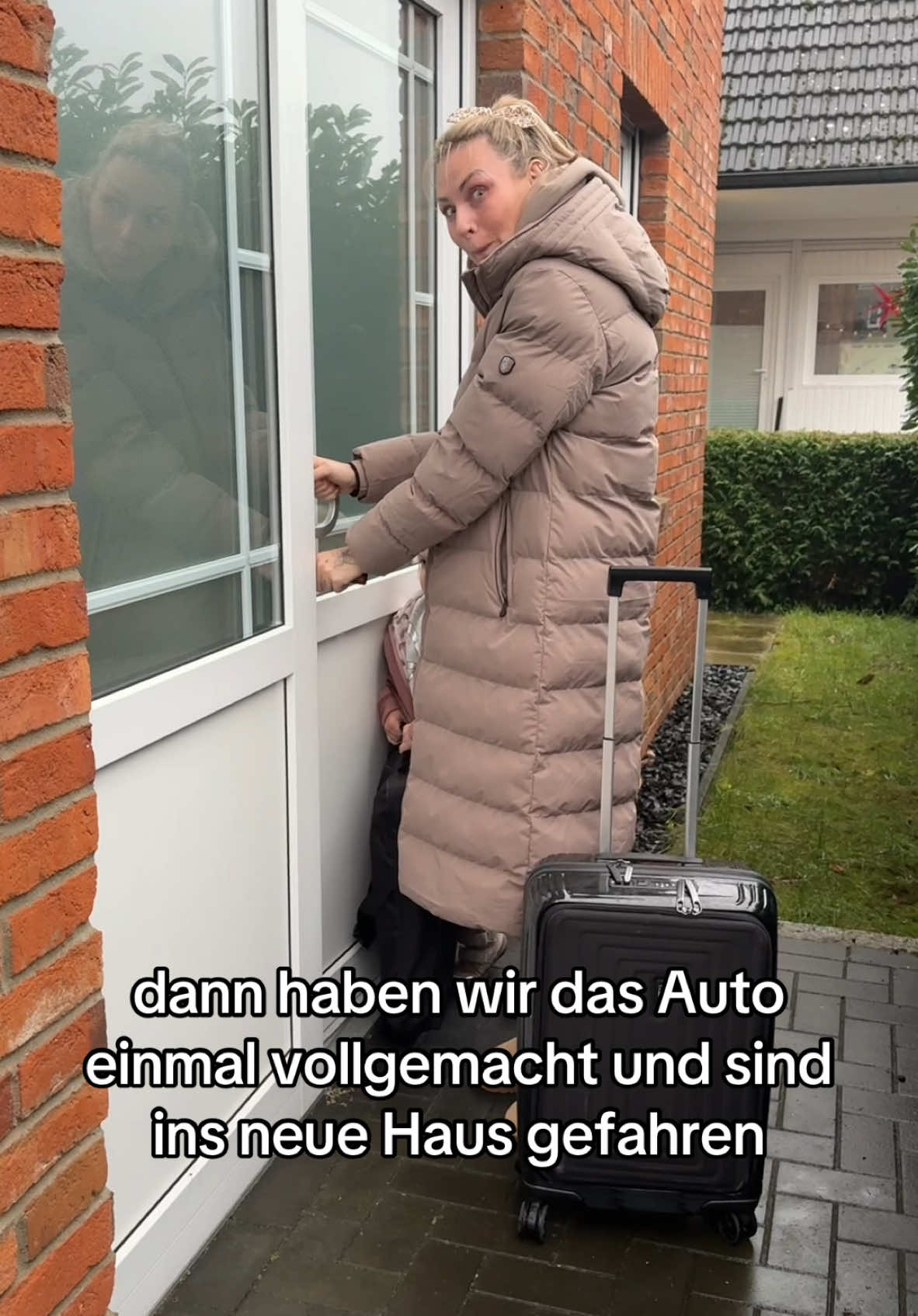 Erster Einblick ins Haus auf |g aliciasmumlife 🥰🩷 #aliciasmumlife #mamaleben #foryou #fürdich #fy #fyp #viral 