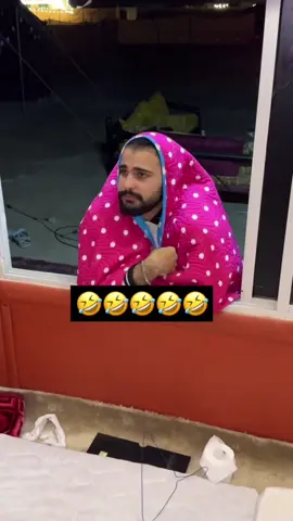 مقلب البنت الجزء الاول🤣🤣🤣🤣🤣🤣🤣#اكسبلور #اكسبلورexplore #اكسبلورر #مقالب_جكي #fyp #جكي 