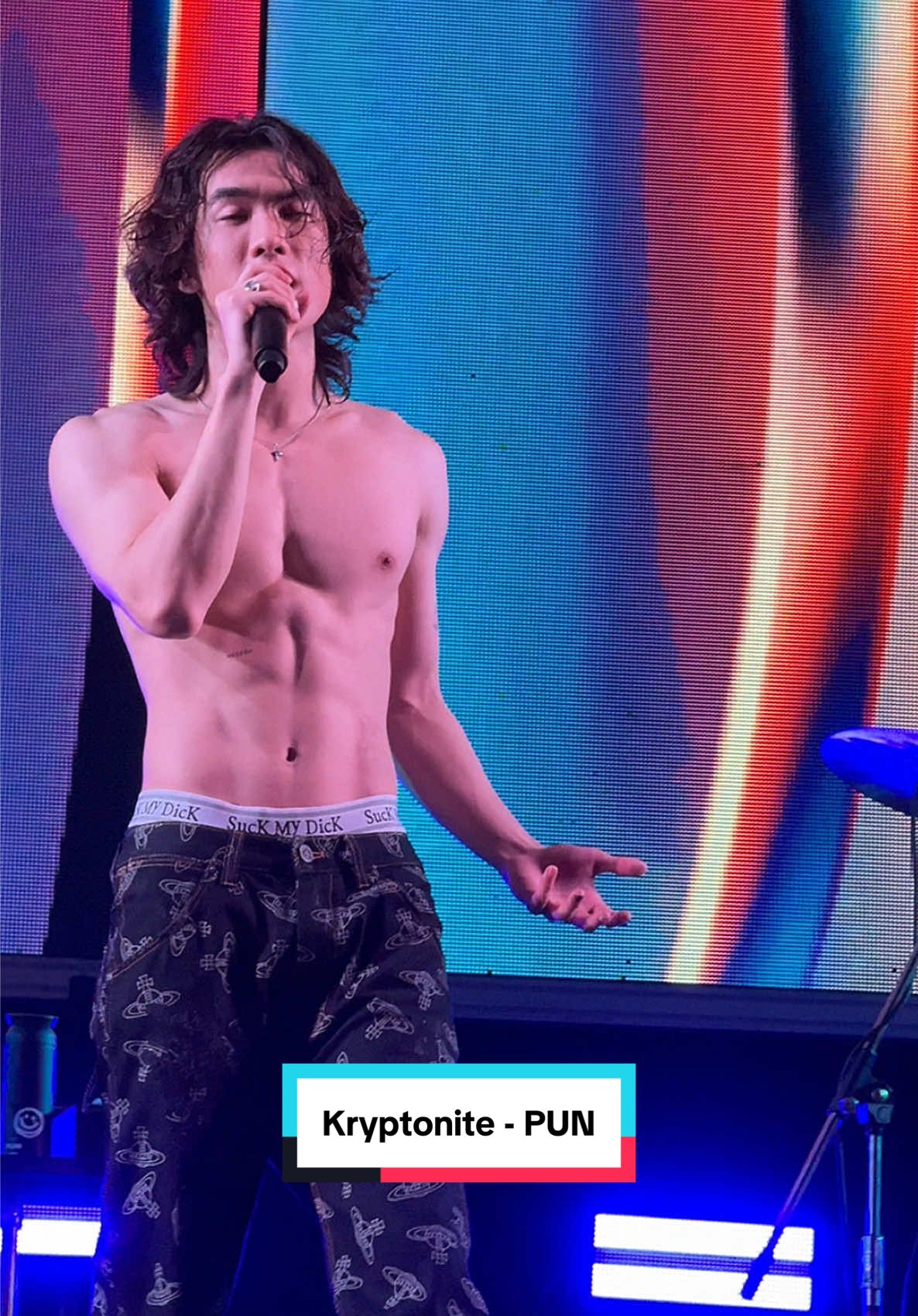 You are my kryptonite 💚 #kryptonite #Pun #Punyarb #Punsornawat #Punisalwayshappy #BMMF14 #มันใหญ่แทร่ #BigMountainMusicFestival  #BigMountain14