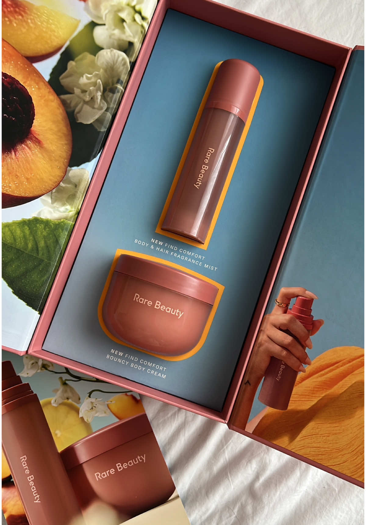 I did not think @Rare Beauty could top the insanely amazing scent to Find Comfort but — wow. This scent makes me so excited for spring✨🍑🌸 The best peach scent ever — thank you so much for gifting this Rare🤍  #RareBeautyGifted #RareBeauty #Gifted #RareBeautyFindComfort #RareBeautyFindComfortAwakenConfidence #aesthetic #asmr #RareBeautyAwakenConfidence #PR #RareBeautyPR #JuicyPeachScent #Skincare #Fragrance #Perfume #fyp #foryou #foryoupage Nails - @ersanails 🤍