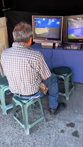 #PUBGM350TT #PUBGMOBILE #PUBGMOBILE350Latam  Ver a este señor jugando al Nintendo todos los domingos en el tianguis son de las cosas que más me alegran y emocionan