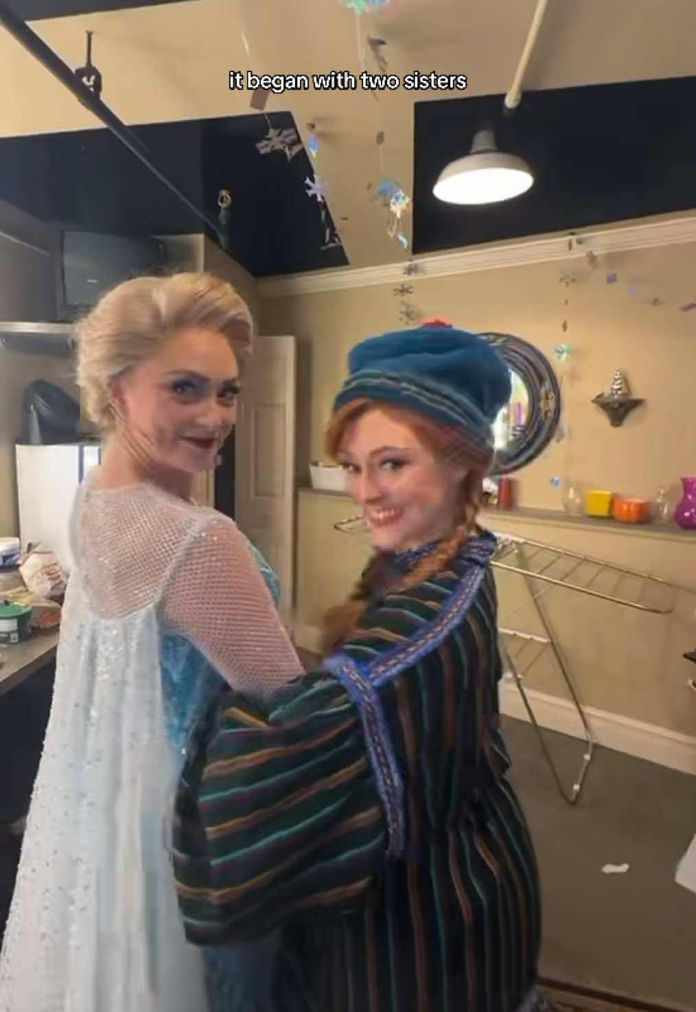 You’ll just have to come to the show to see how the story ends 😏😏😏 (or I guess watch the movie, but like, come out and see our show at @Paramount Theatre okayyy? ❄️💙)  . #frozen #frozenthemusical #elsa #anna #olaf #musicaltheatre video created and edited by @Rachel Thomas 👏🏻👏🏻👏🏻