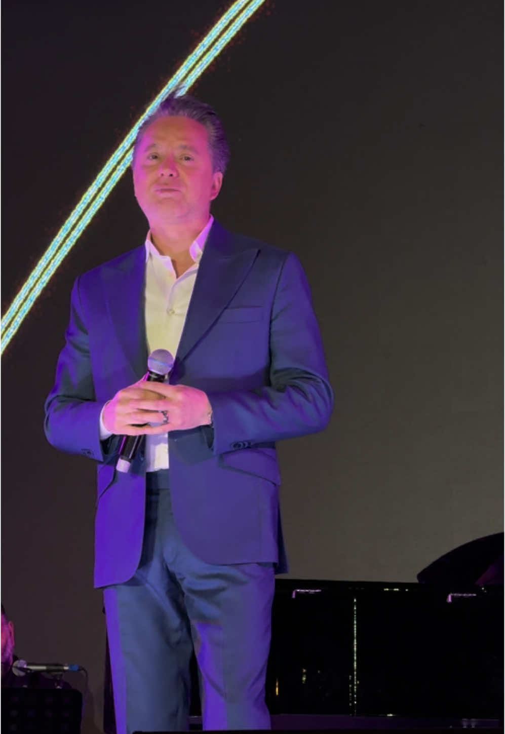 #مش_عم_بتروحي_من_بالي #marwankhoury #مروان_خوري #foryoupage #fyp #foryou #viral #explore #trending #fypシ゚viral #capcut #tiktok #اكسبلور @Marwan Khoury 