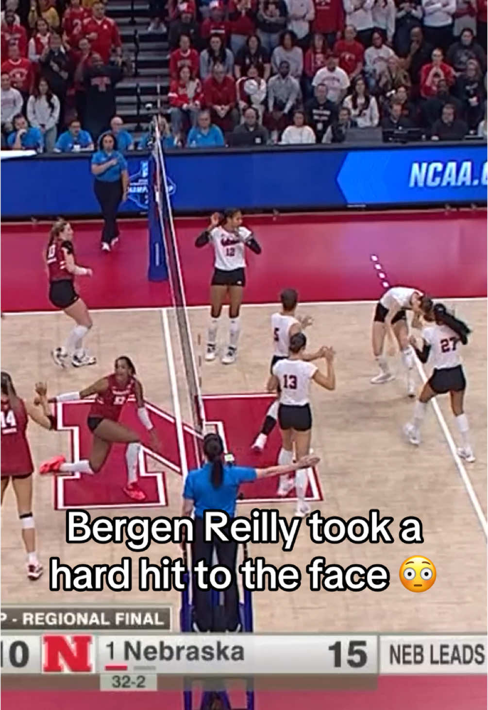The hitter apologized immediately and Bergen was okay 👍 #Nebraska #Wisconsin #volleyball #oops #sorry 