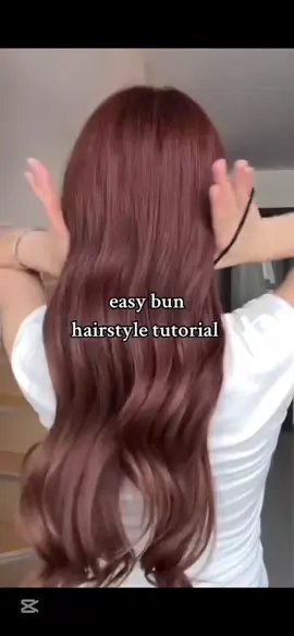 Easy messy bun tutorial 💕 #xhs #douyin #xiaohongshu #messylowbun #tutorial #lowbun #hairstyles #chinese #hairstyles #asian 