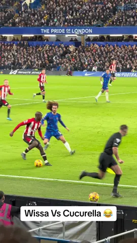 Wissa Vs cucurella 😂 #wissa #brentford #cucurella #chelsea #chelseafc #PremierLeague #fyp #london #stamfordbridge #comedia 