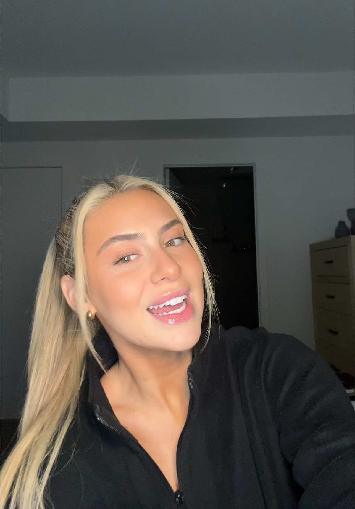 soo likeeee red flag or red flag? #fyp #datingadvice 