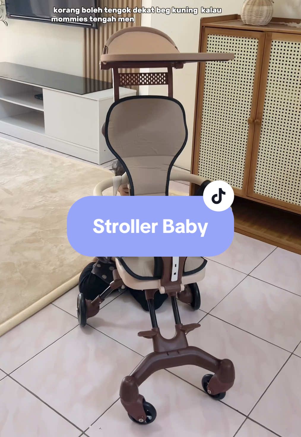 Best sangat stroller ni kecik mudah nak lipat yang penting senang nak angkut kemana mana. Harga pun murah sangat!