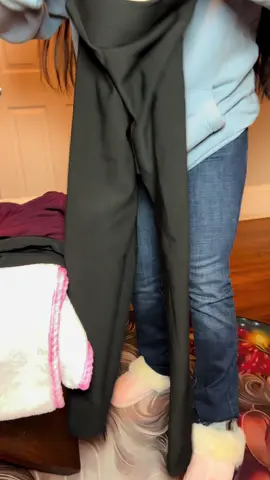 Pants de mujer para frio 😱 #slippers #viralvideo #tiktokshop #tiendaonline #treasurefinds #viraltiktok #paratiiiiiiiiiiiiiiiiiiiiiiiiiiiiiii  #viralproducts #fyp #foryoupage #finds #pantsparamujer #tiktokproducts 