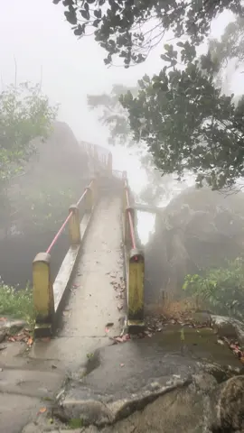 Điện huỳnh long #tamlinh #nammoadidaphat #thatsonhuyenbi #dulich #nuicam #angiang #chucmayman🍀 