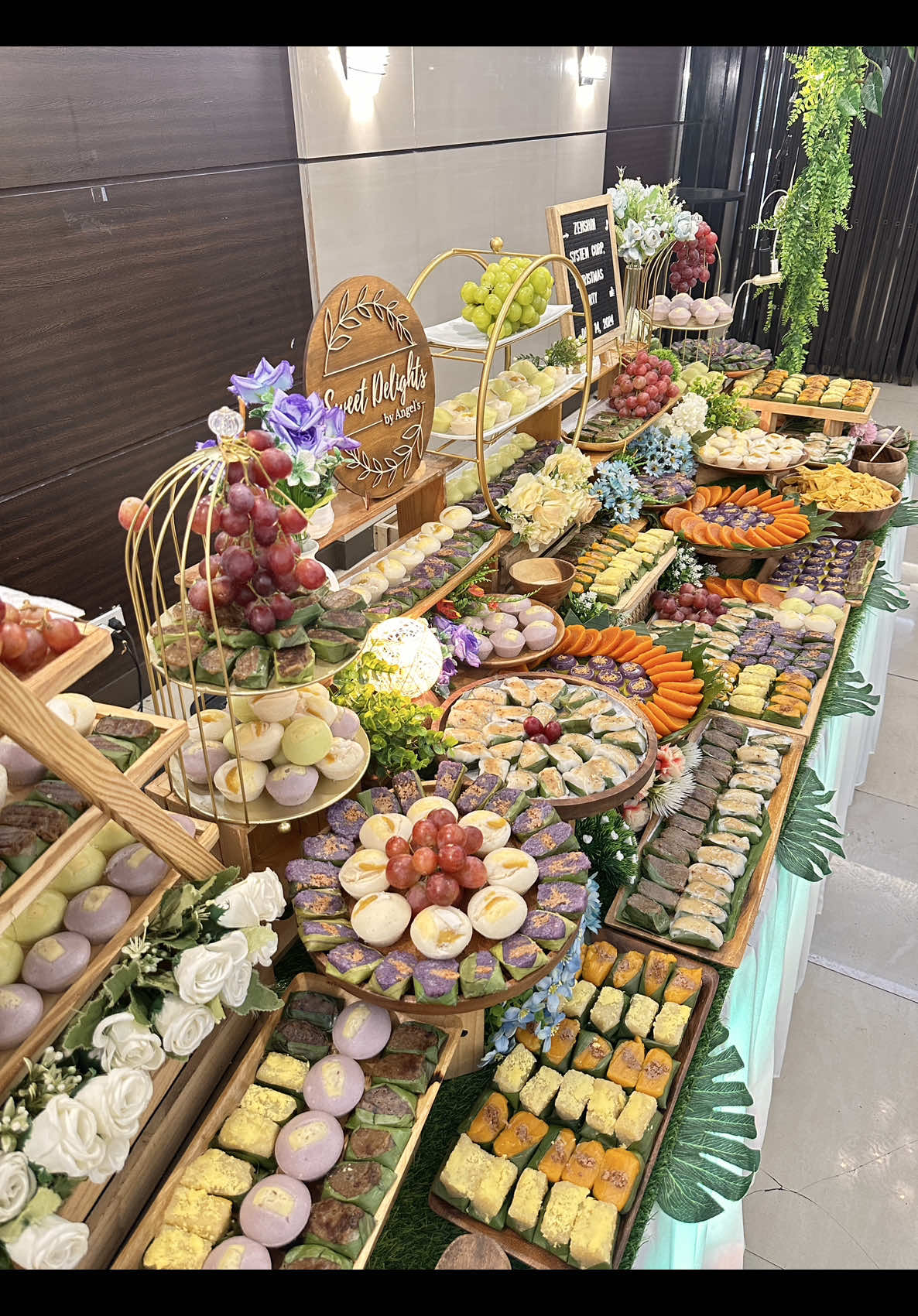 ❗️❗️𝗞𝗔𝗞𝗔𝗡𝗜𝗡 𝗢𝗩𝗘𝗥𝗟𝗢𝗔𝗗❗️❗️ 𝗳𝗼𝗿 𝗭𝗲𝗻𝘀𝗵𝗶𝗻 𝗦𝘆𝘀𝘁𝗲𝗺𝘀 𝗖𝗼𝗿𝗽𝗼𝗿𝗮𝘁𝗶𝗼𝗻 𝗖𝗵𝗿𝗶𝘀𝘁𝗺𝗮𝘀 𝗣𝗮𝗿𝘁𝘆 ❤️  𝗧𝗵𝗮𝗻𝗸 𝘆𝗼𝘂 𝗭𝗲𝗻𝘀𝗵𝗶𝗻 𝗖𝗼𝗺𝗽𝗮𝗻𝘆 ☺️  𝗗𝗲𝗰𝗲𝗺𝗯𝗲𝗿 𝟭𝟰, 𝟮𝟬𝟮𝟰  #grazingtable #kakaningrazingtable #kakaninstation #desserttable #picapica #appetizers #Christmasparty2024 #foryouシ #foralloccasions #foryoupagereels #foryoupageシ 