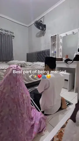 Massya Allah, penantian 7 tahun untuk bisa seperti ini setiap hari✨️⚘️ #wedding #aftermarried #pasutrimuda #sholatjamaahsuamiistri #fyp 
