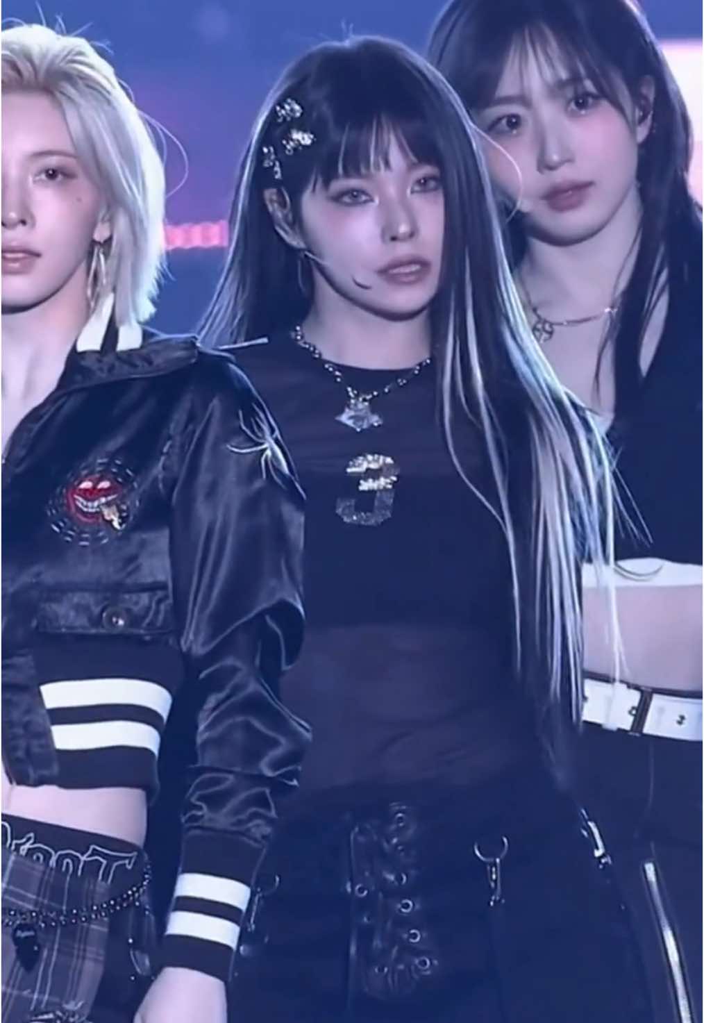 Kyujin ‘Electric Shock’ fancam 241214 Music Bank Global Festival in Japan #nmixx #kyujin #fancam #엔믹스 #규진 