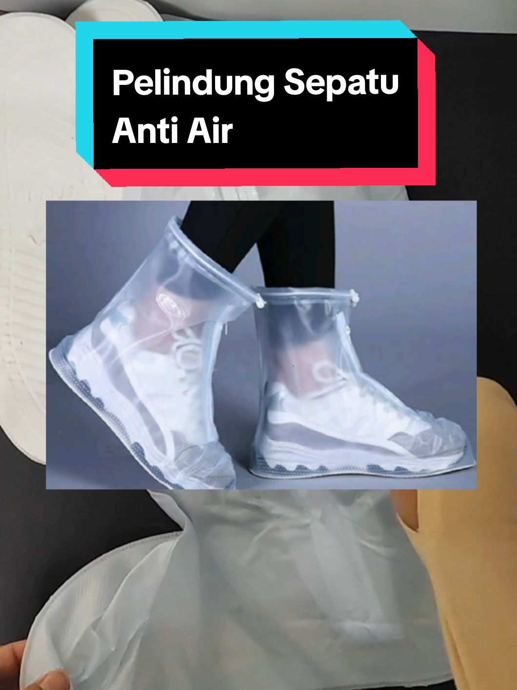 Pelindung Sepatu anti air..  hujan gak perlu takut lagi sepatu basah. #pelindungsepatu #mantelsepatu #coversepatu #mantol #mantolsepatu #penutupsepatu 