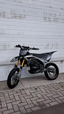 🥲🥲 #TikTokCreatorSummitID #beranda #klx150smse #klxgordon #fypシ  #supermotoindonesia #klxmodifikasi #klxsupermoto 