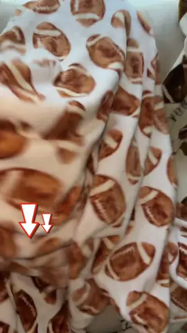 Grab this blanket up for any football lover in your life! This is the perfect Christmas gift and it is so soft! #football #footballblanket #giftguide 