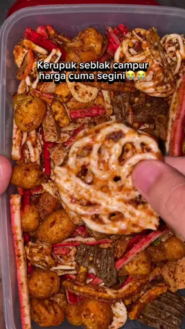Kerupuk basreng campur #basreng #basrengpedasdaunjeruk #kerupukseblak #makananviral #cemilan #cemilanviral #makananpedas #cemilanenak #fyp 