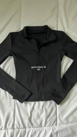 perfect for gym/riders fit💯✨#jacket #gymoutfit #yogaoutfit #ladydriver #fyp 