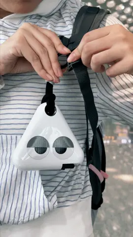 Travel essentials: Never run out of battery again! ✈️🔋 Pack your power with our ultra-portable power bank. Stay charged, stay connected. #Fansdreams #MChaos #FansdreamsMChaos #MChaos10000mAh #10000mAhPowerBank #RollinPowerBank #CarabinerPowerBank #RetractableCable #FashionAccessories #SmartGadgets #WearablePowerBank #WearablePower