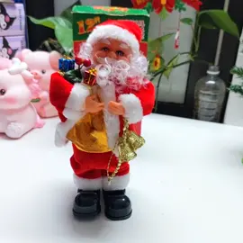 Ông già Noel đi phát quà đây. Các bé chuẩn bị nhận quà nhé 🎄