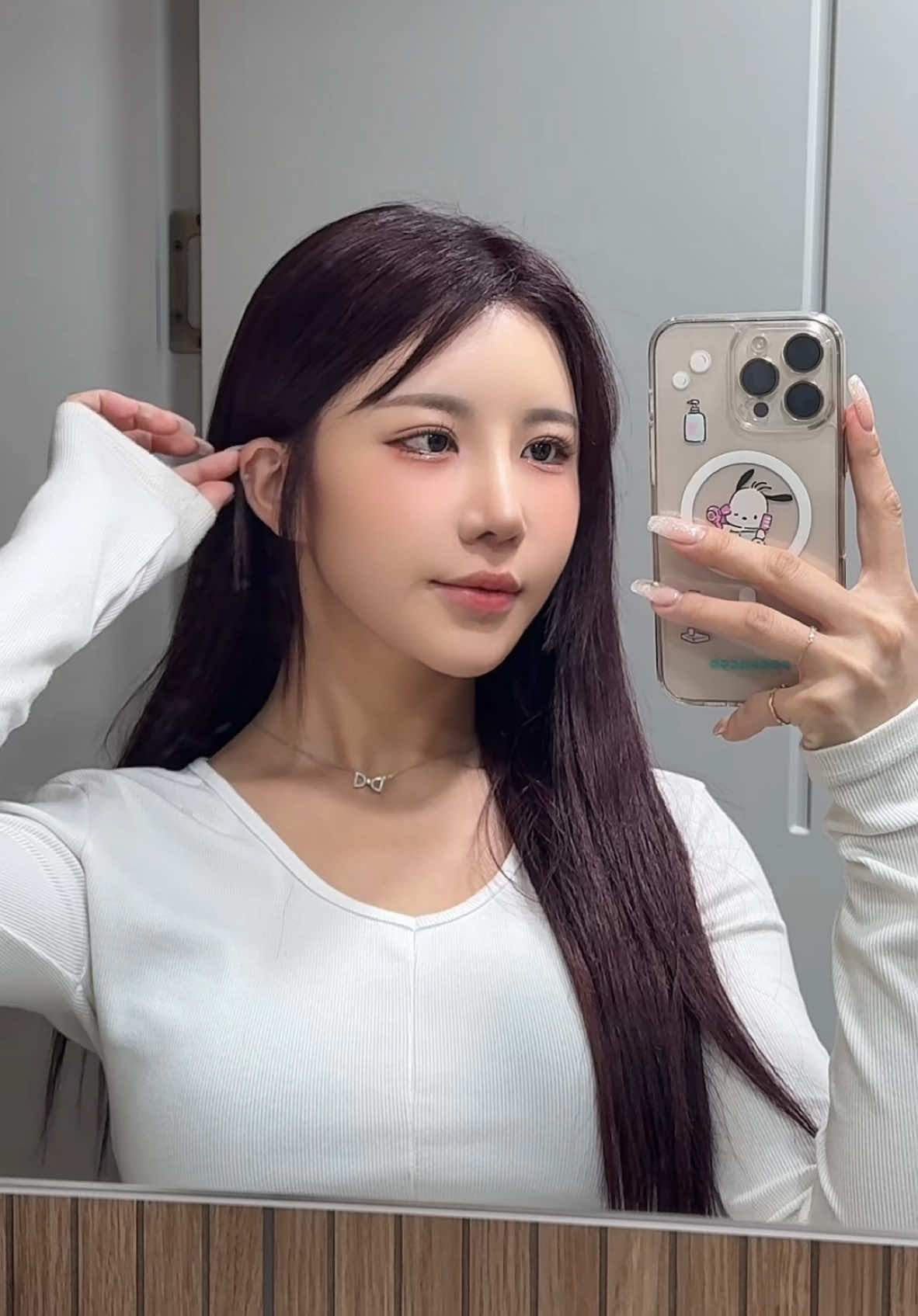 가끔 그럴 때 있잖아 얼태기 올 때😵‍💫 모두가 괜찮다고 하지만, 나는 안 괜찮을 때 그럼 나는 머리를 바꾸곤 하지 ㅎㅎㅏ^^