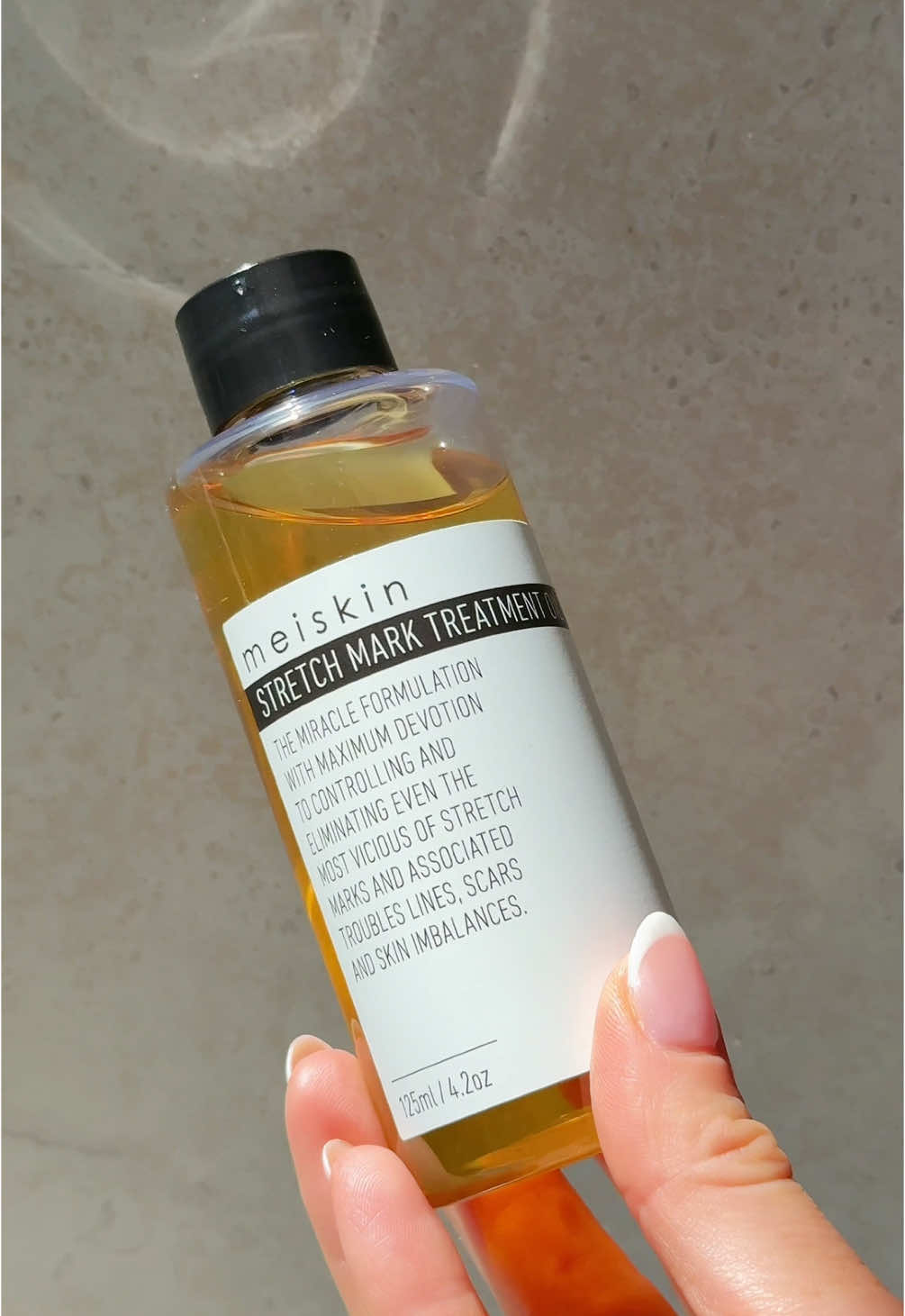 Stretch marks, scars, acne, eczema, psoriasis, rosacea, veins & more! RESULTS CAN BE SEEN IN AS LITTLE AS 7 DAYS! Simply massage into affected areas 2 times a day to achieve your best results! 🥊  🦘 Australian Made 🌱 Natural, Vegan, Synthetic & Paraben-Free 💫 Hundreds of 5 Star Reviews 🛒 www.meiskin.com.au #meiskin