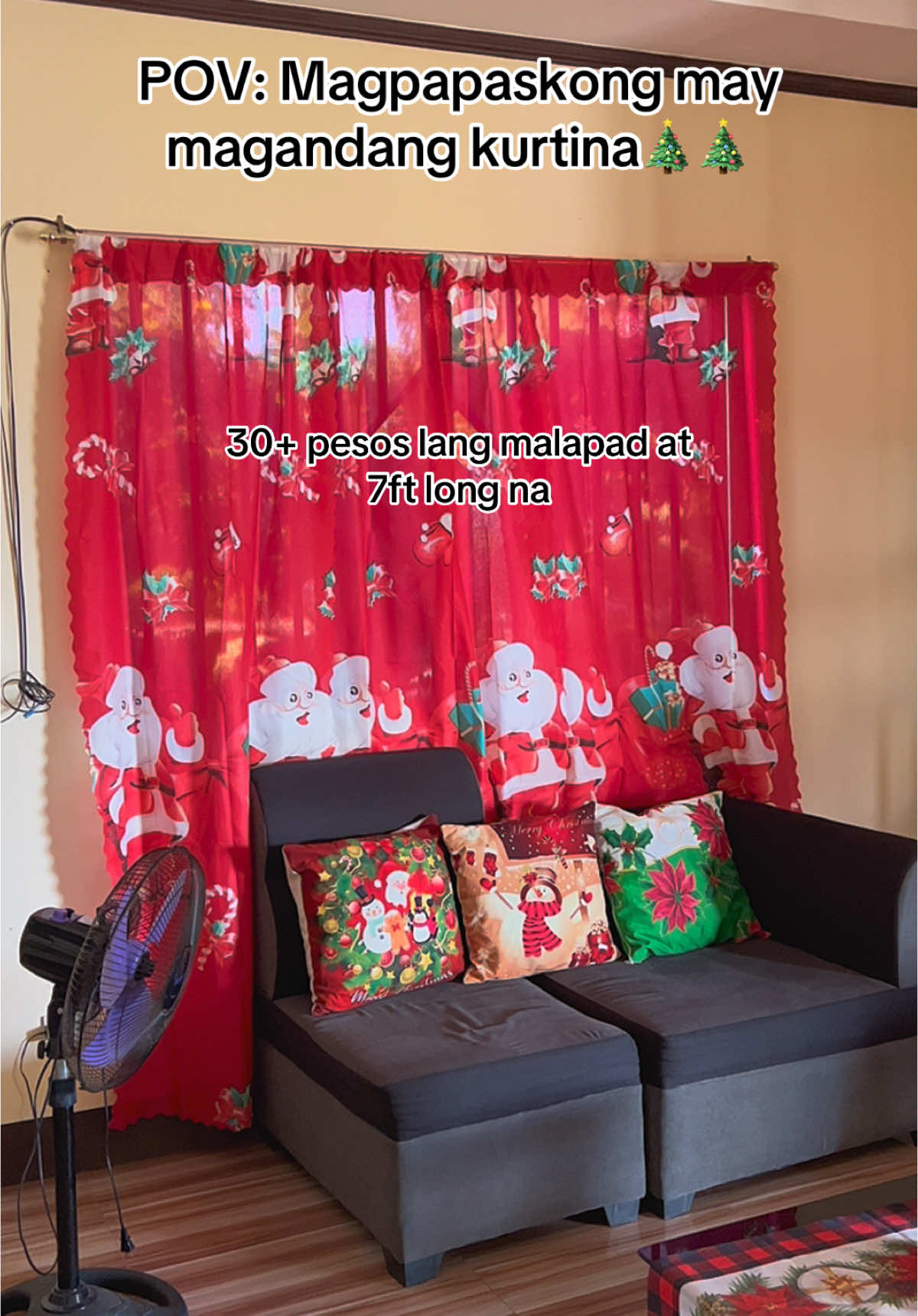 LAKAS MAKA~YAYAMANIN!😊😊😊 Bagay na bagay para sa mga christmas decors ninyo sa bahay! #christmascurtain #christmasdecor #christmas #christmastiktok 