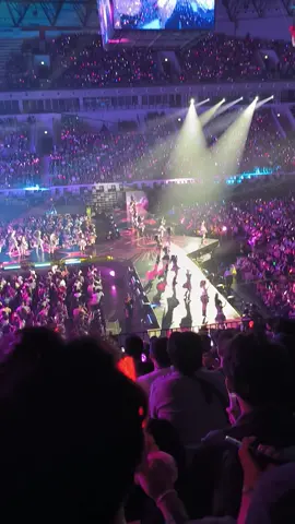 Menggetarkan indonesia arena dengan jinzou faiya 🔥🔥 #jkt48 #jkt48newera #JKT48Wonderland 