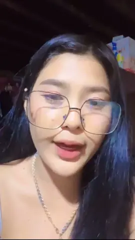 အဲ့လိုမျိုးမလုပ်တတ်ဘူး ချယ်က😆😛#ချယ်ရီကွမ်းယာဆိုင်မန္တလေးမိုးကုတ်ကားလမ်း #ချယ်ရီ 