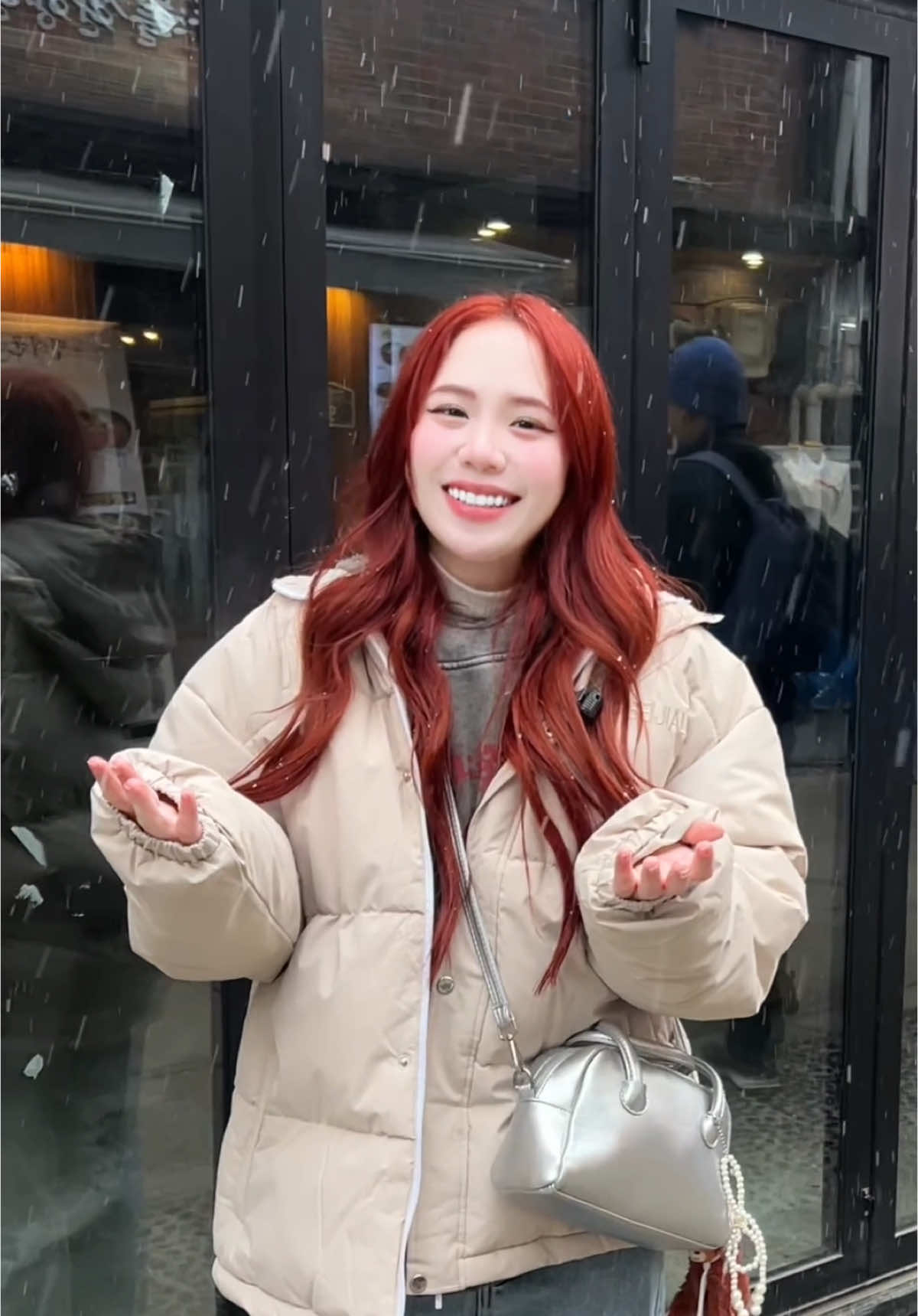 Lần đầu tiên trong đời mình thấy tuyết rơi ❄️🥹#sammydao 