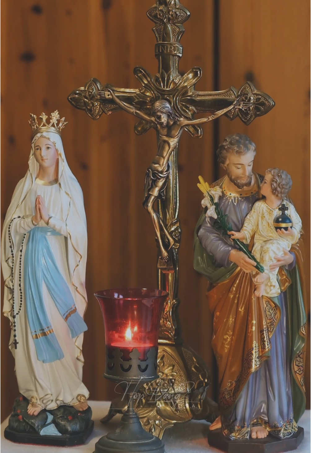 Holy Family 🙏🙏🙏 Pray for us #asmrvideo #asmrsounds #asmr #unboxing #catholic #holyfamily #relaxing #peace #christmas #xmas #noel 
