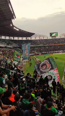 P E R S E B A Y A  #fyp #fy #persebaya #bonek #gatejhoner21 #greennord27 #ngawi 