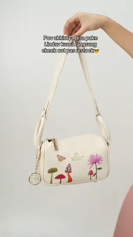 Nemu tas yang paling cakep dan bisa dibawa kemana ajaaa #belilokal #inspirasiFashion #MegaGuncang1212 #emorystyle #lindav #tasemory 