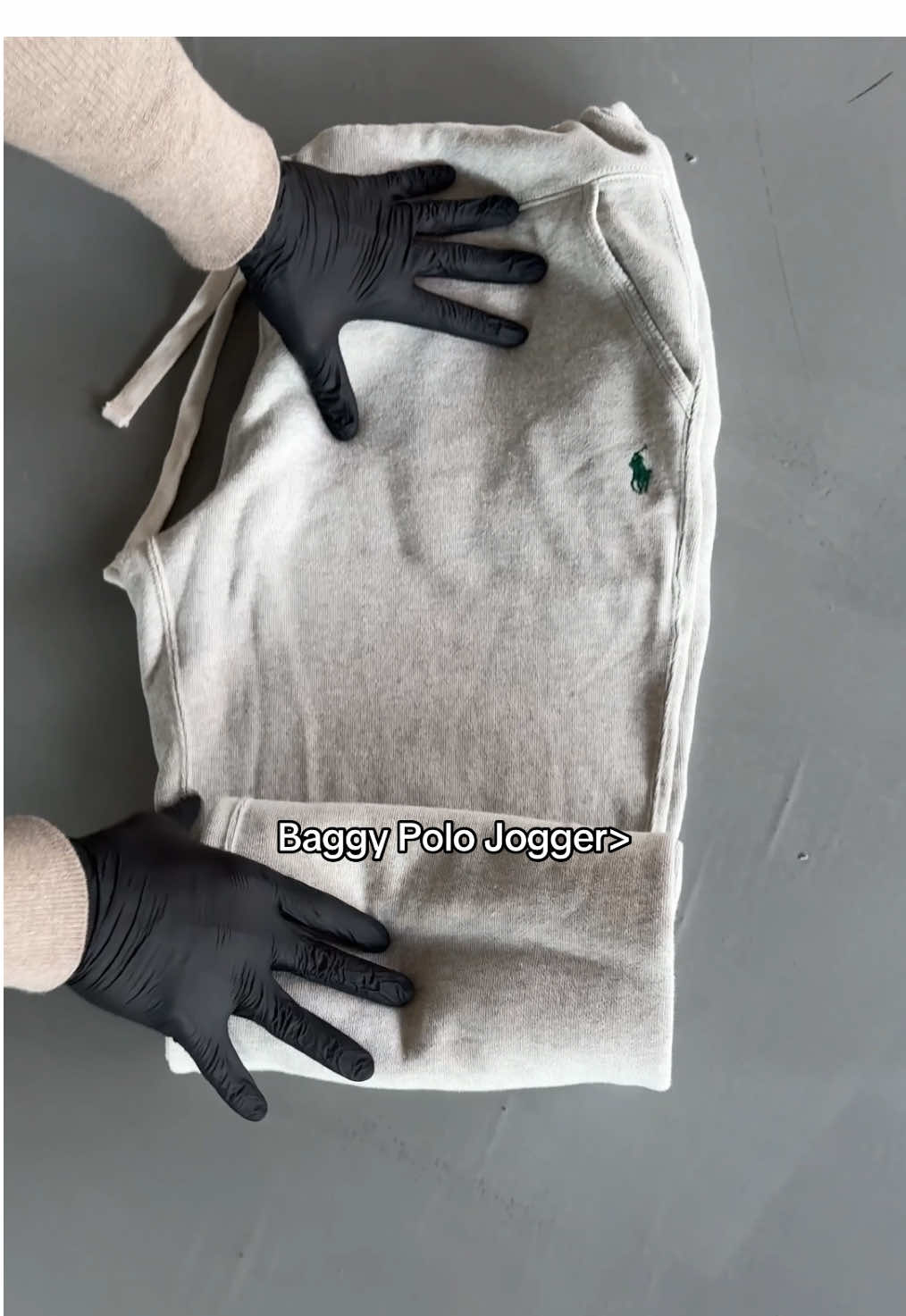 I need them please😭 #vintage #baggy #streetwear #ralphlauren #polo 