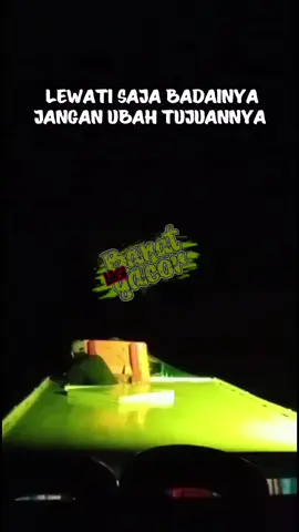 beda jalur, 1 tujuan#fypシ゚viral #musimbarat #anginbarat #telukbone #Penjelajahlautan #bagangrambo_sulawesi #bagangmalilinihbos #sumberkehidupan #pabagangniebos🌊🚤 