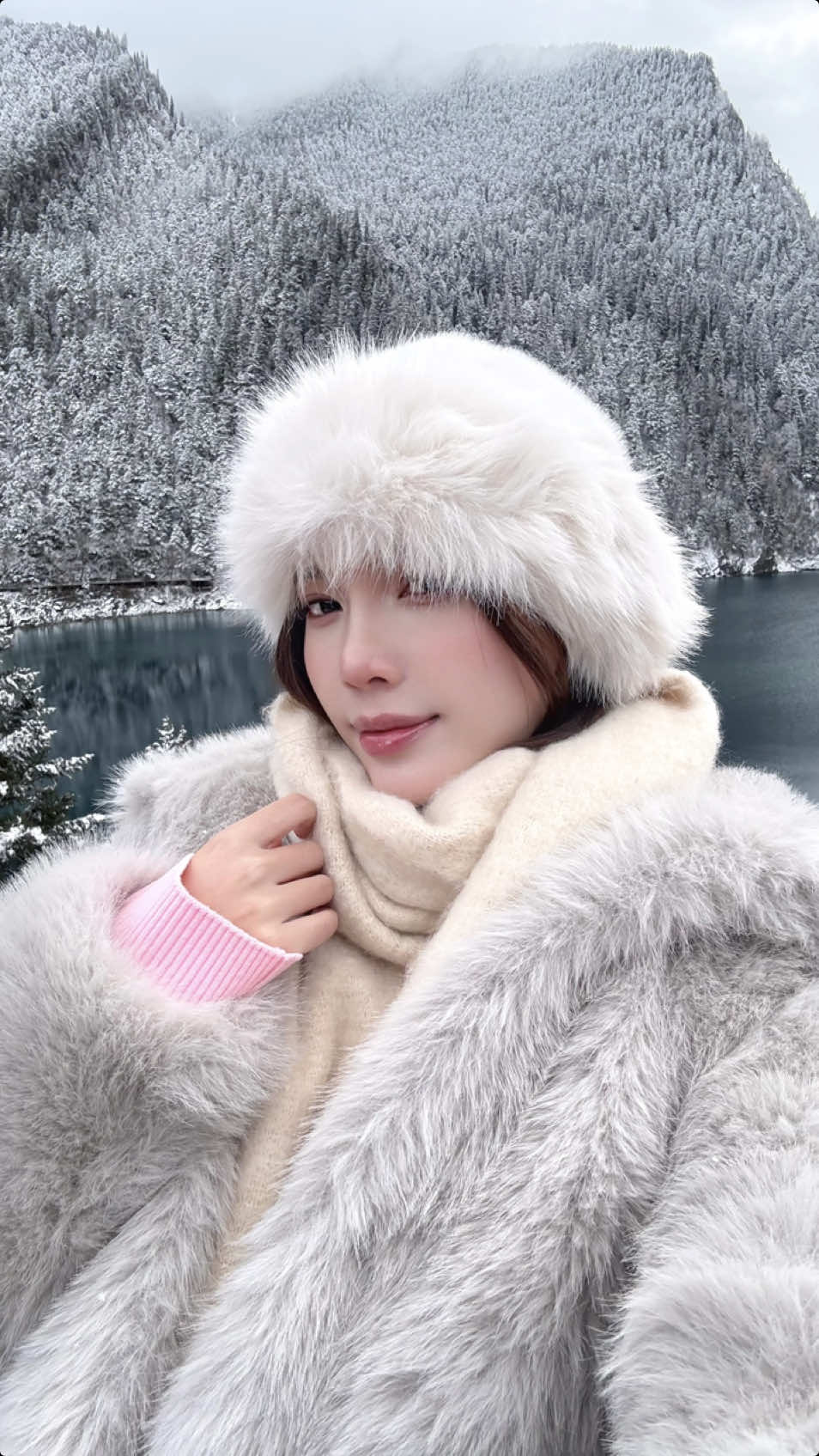 Hứa với mình đi ☃️ ! Một lần trong đời phải đến Cửu Trại Câu nhé 🥹 #cuutraicautrungquoc 