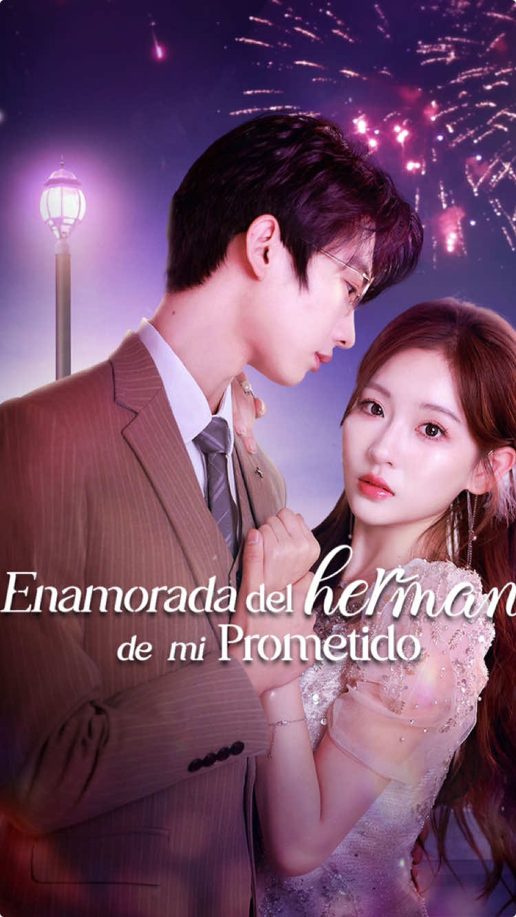 Tras ser traicionado por el amor, descubre que hay alguien que lleva mucho tiempo esperándola #loveyou #lovely #loveyourself #lovers #pareja #couple #story #storytime #drama #historia #shorts 