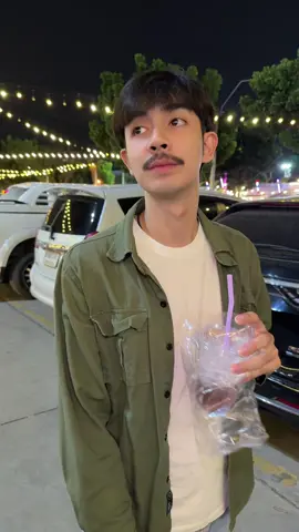 หัวใจจะวายยยย😋#หนุ่มใต้ #คนมีหนวด #vespa #คนขายลอตตาลี่ 