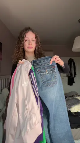 Closet clean out part 2 #closetcleanout #vinted #vintedfinds #vintagefashion 
