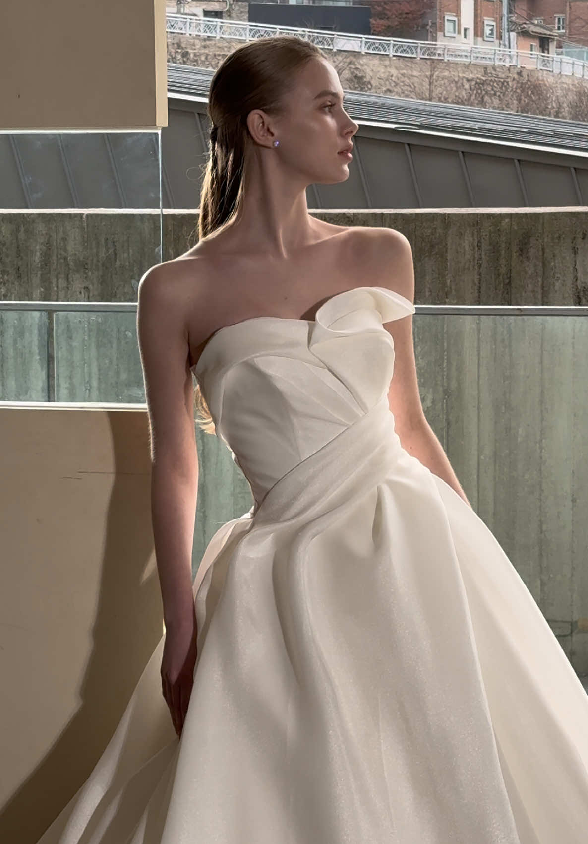 Working day #korea #seoul #rek #model #modeling #fyrシ #fyp #beauty #work #weddings 