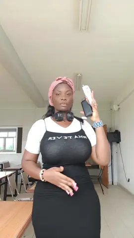 De libérer espace dans mes brouillon excusez moi 🤧🤧 je m'apprête pour décembre 😅😅#dancer #faitmoipercerwhesh #brouillon #237tiktoker🇨🇲 #trendingvideo #viral_video #fyp #fyppppppppppppppppppppppp #tik_tok 