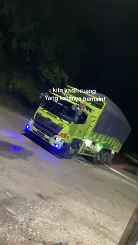 silahkan 😎🤙🏻#fypシ゚ #soundviral #katakataviraltiktok✨ #batubara #fypviralシ #fypシ゚ @MOMENT  