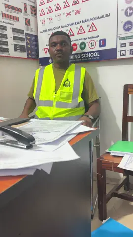 Maswali mengi yanakuja watu wanataka class E au C kuongeza kwa Leseni ya Bara! Chuo chetu kinapandisha madaraja Leseni ya Zanzibar tu! Wenye leseni za bara Road Traffic Act Cap 168 inahusika . Zanzibar tunaendesha hizi program kwa sheria ya Zanzibar Road Traffic Act no.7/2003