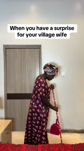When you have a surpise for your village wife 😂 #funnycouple #funnyvideo #videostomakeyoulaugh #nigeriantiktok #nigeriantiktokcouple #Relationship #dating #laughter #funnytiktokcouple #relationshipgoals 